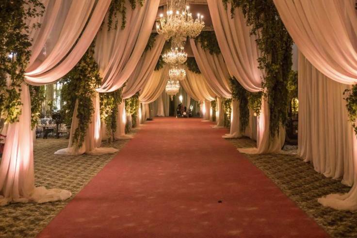 Entrance decor