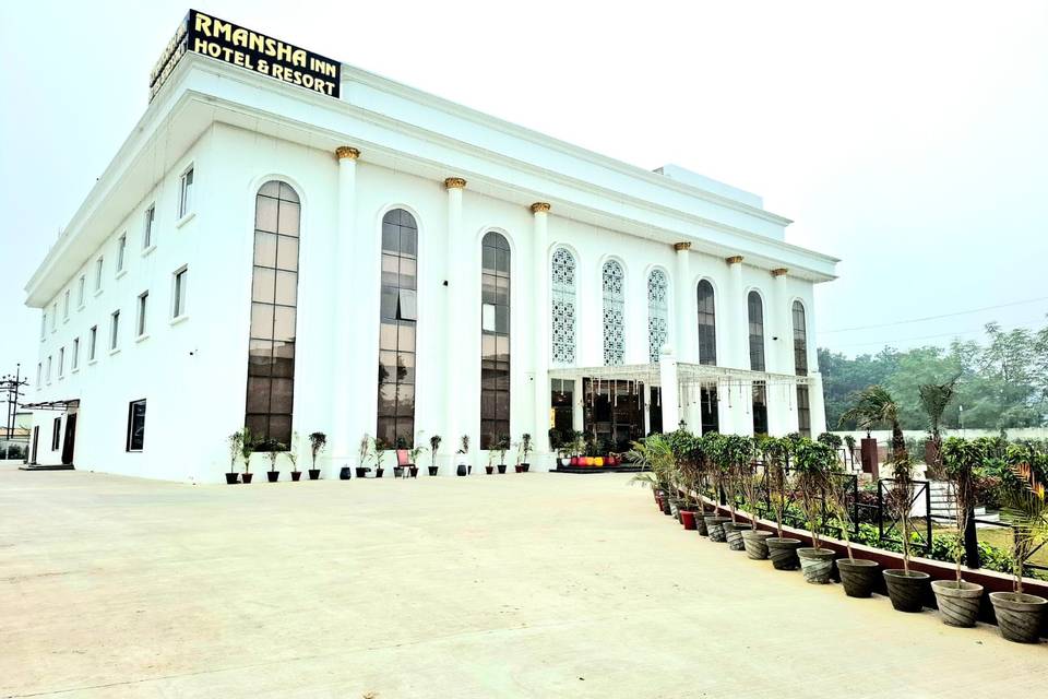 HOTEL FRONT