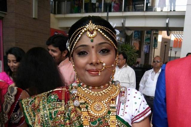 Nisha's Glam & Shine