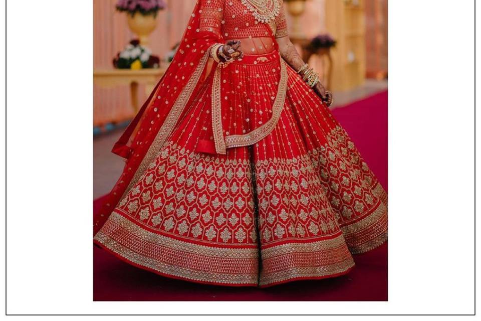 ANHAD -Brides by IBAAS - Best Designer Bridal Lehenga with Heavy  Embroidered Long Jacket. Whatsapp: http://bit.ly/2PSwg5W For inquiries 📞  011-43071777 #designerlehenga #longjacket #fashion #love #fashiondesigner  #bridalwear #photooftheday #beautiful ...