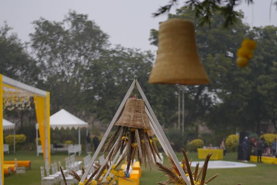 Grand haldi decor