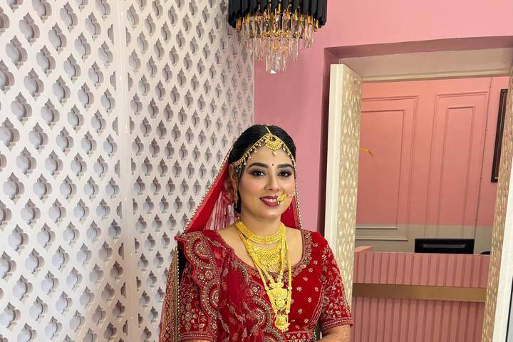 Traditional Red Bridal Makeup
