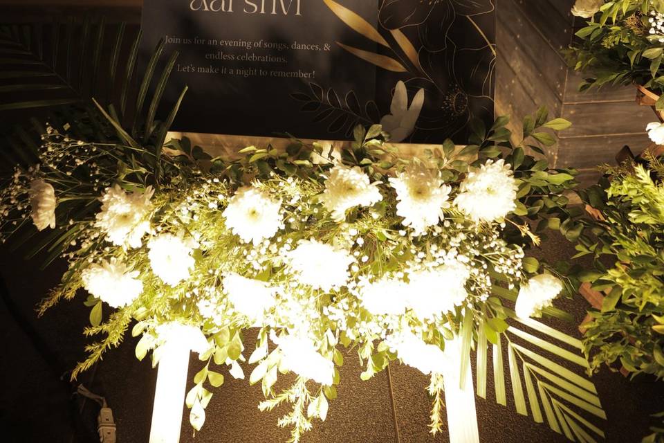 Entrance decor