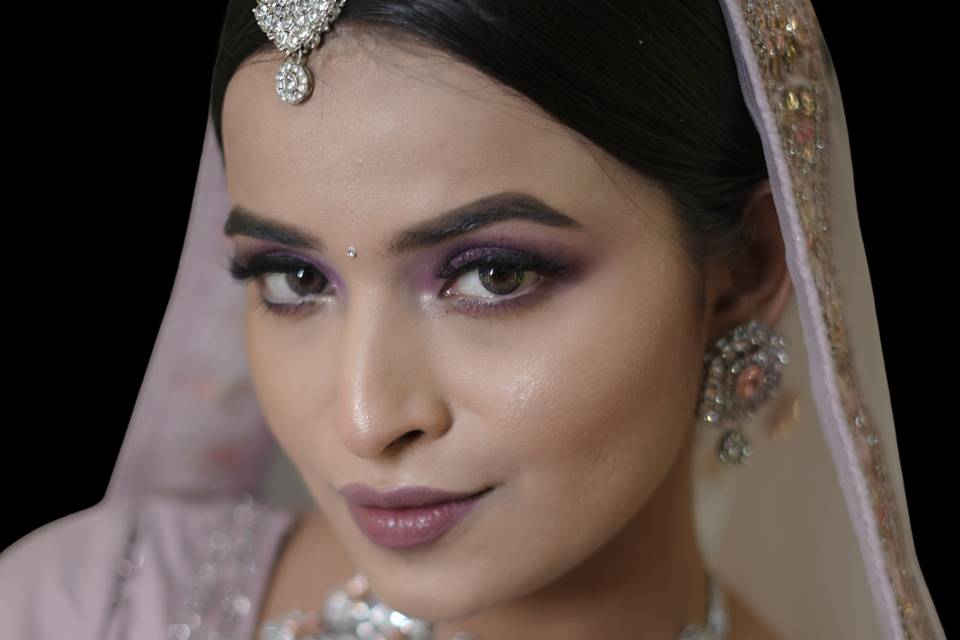 Luxury HD Bridal Makeup Close-
