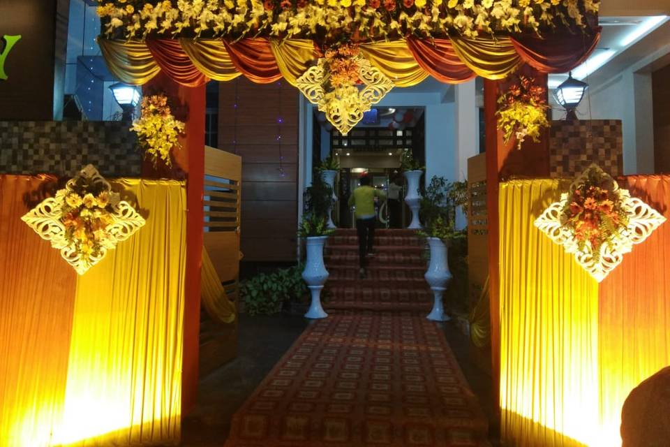 Entrance decor