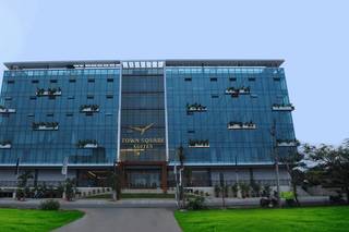 Town Square Suites