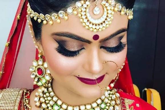 Bridal makeup