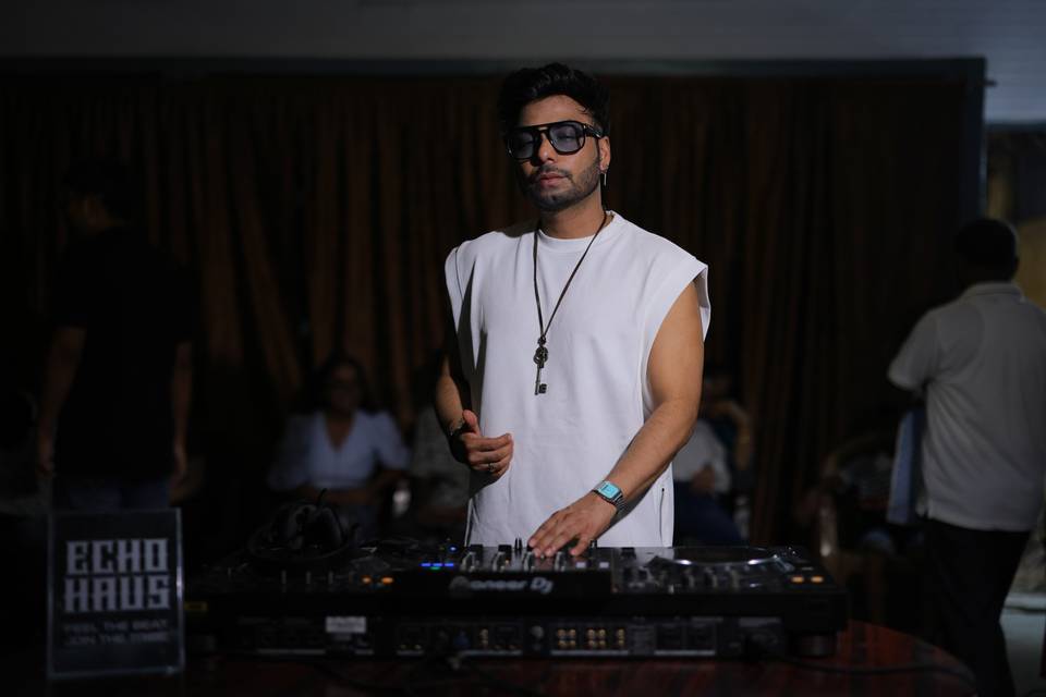 Behind the decks, in my elemen