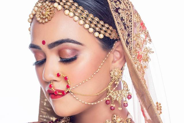 Professional Makeup By Priyanka Dalvi