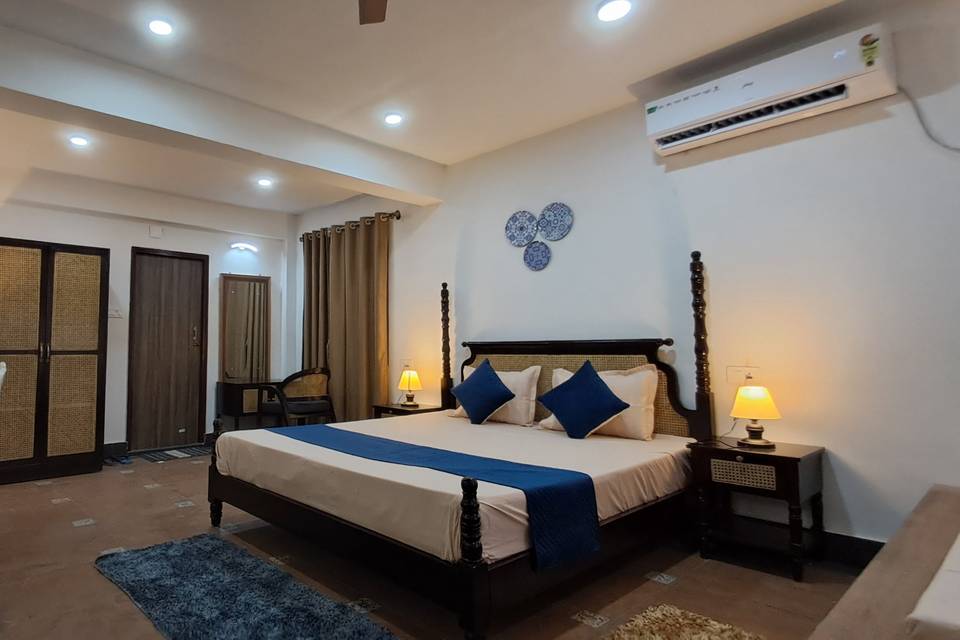 Accommodation