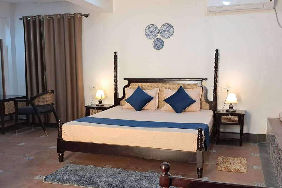 Accommodation