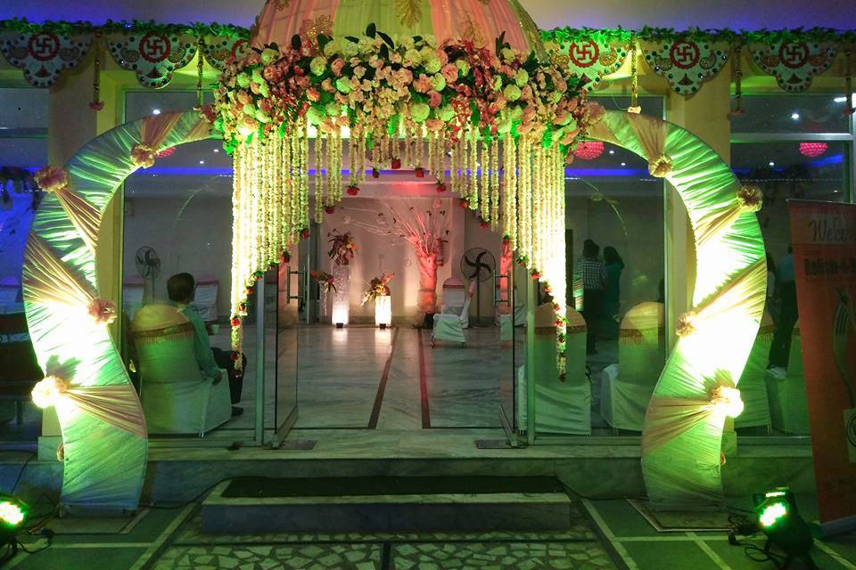 Entrance decor