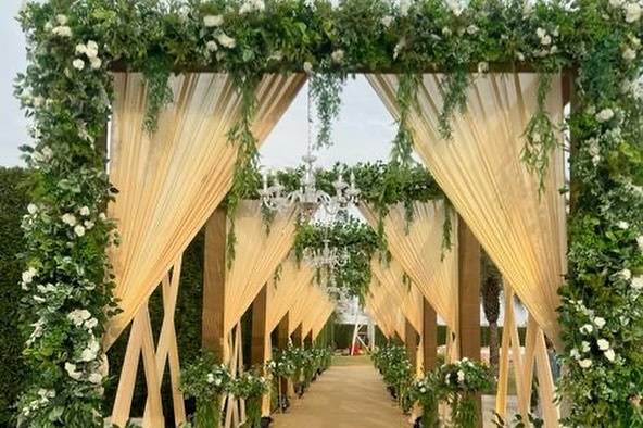 Entrance Decor