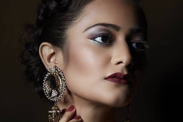 Anuradha Makeupart, Varanasi