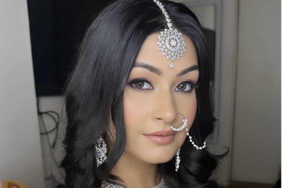 Day bridal look