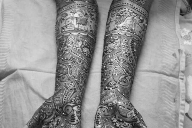 Asha Savla Henna Creations