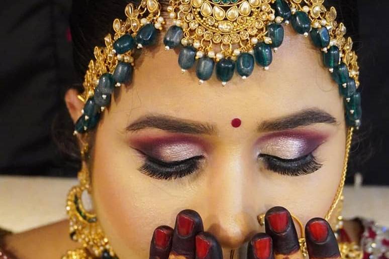 Bridal makeup