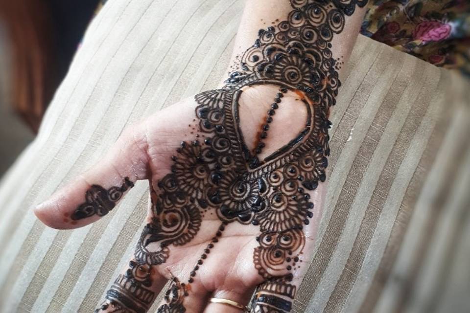 Khaleeji henna