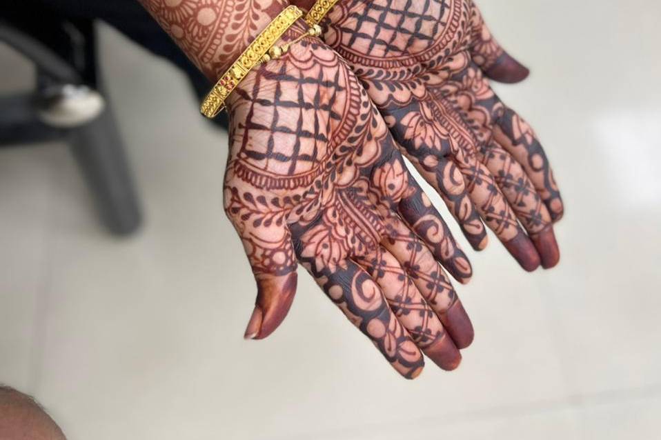 Vibhrasta Timira Mehandi, Chennai