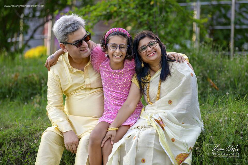 Family Biographic Portrait