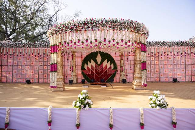 Meragi Wedding Decoration