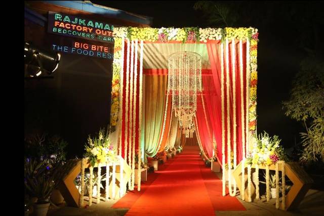 Entrance decor