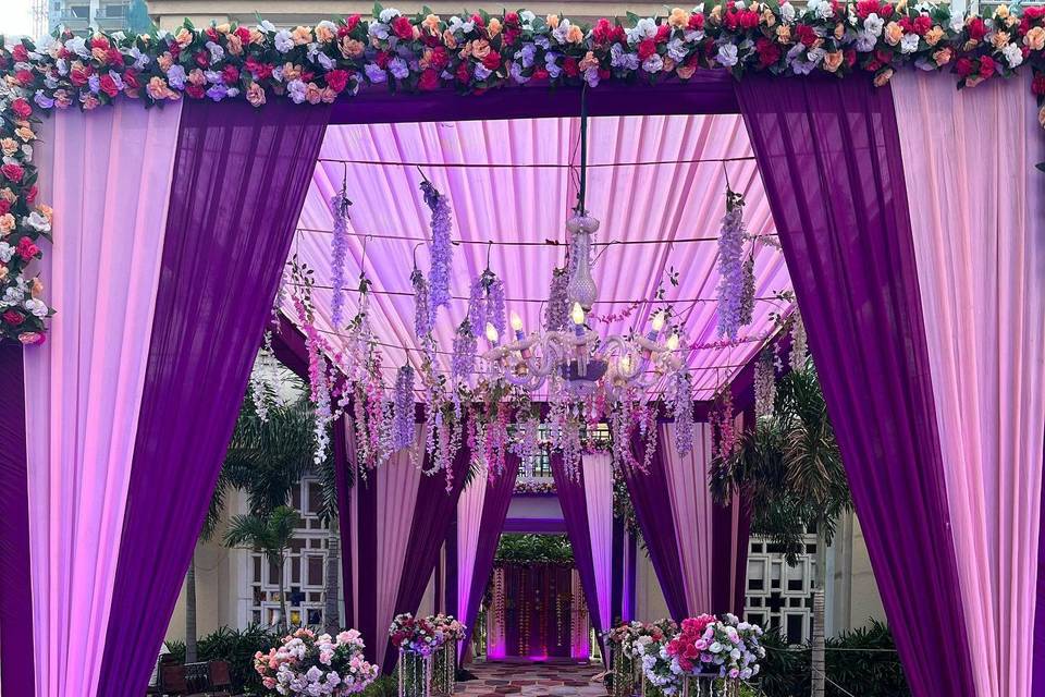 Entrance Decor