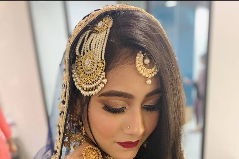 Bridal makeup