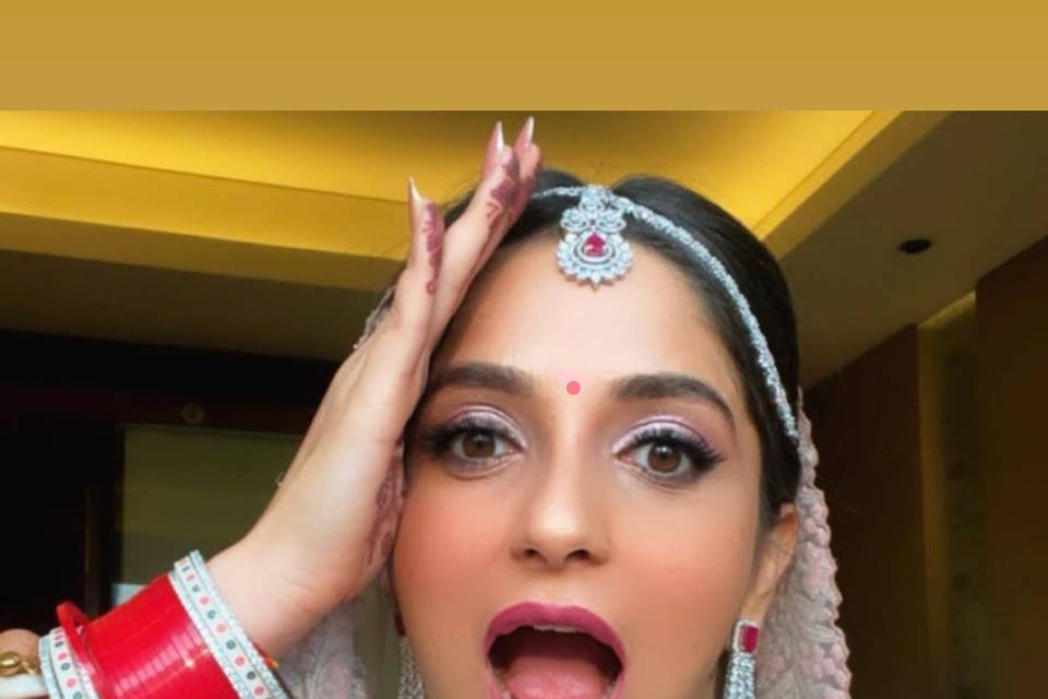 Wedding glam