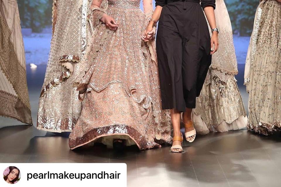 Lakme Fashion week celebrity