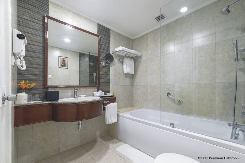 Shiraz Premium Bathroom