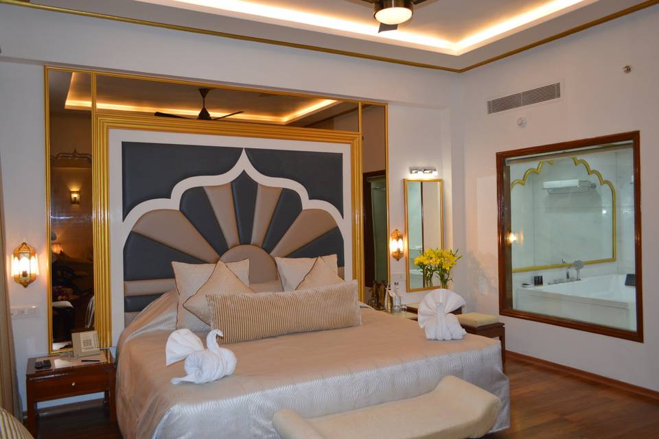 The Mumtaz Suite