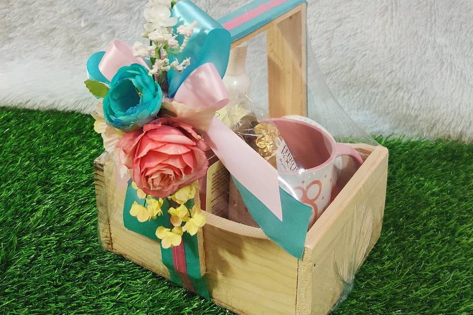 Gift hamper