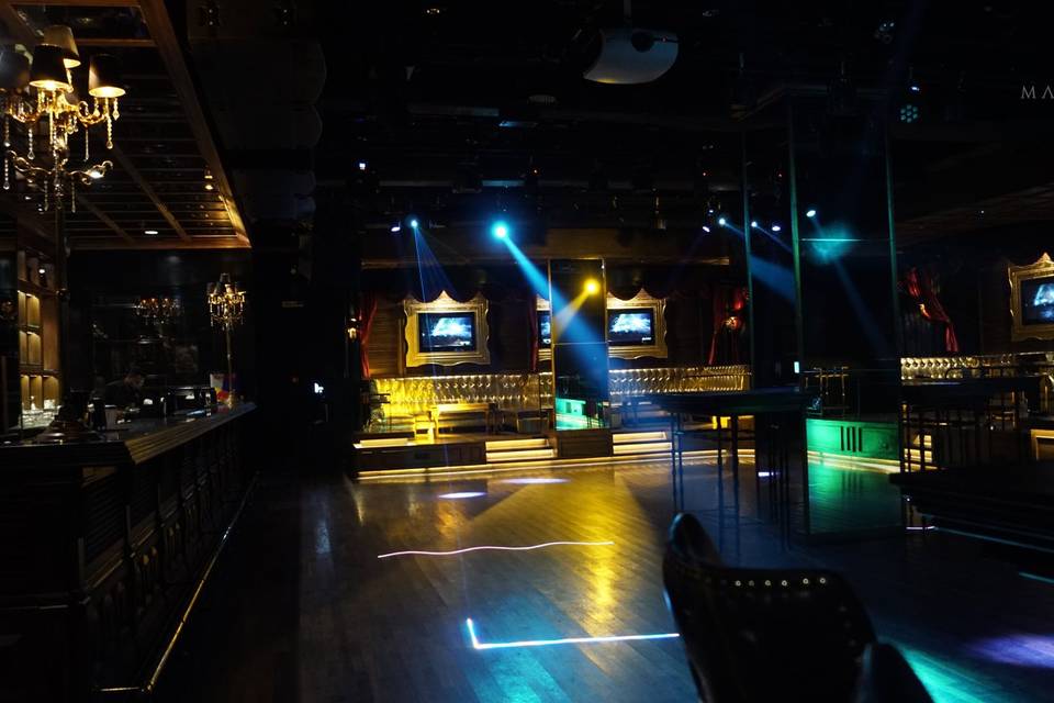 Matahaari Nightclub