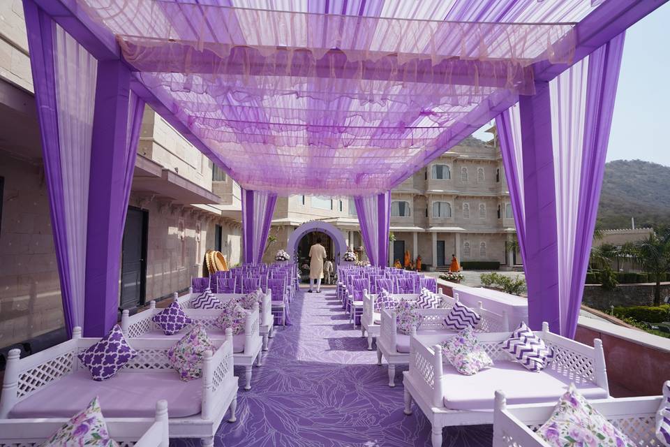 Traavista Aravali Mahal