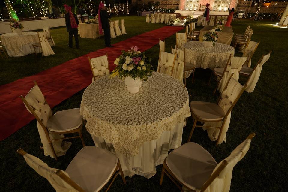 Traavista Aravali Mahal