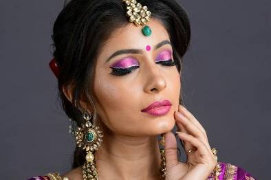 Makeup Artist Ashu