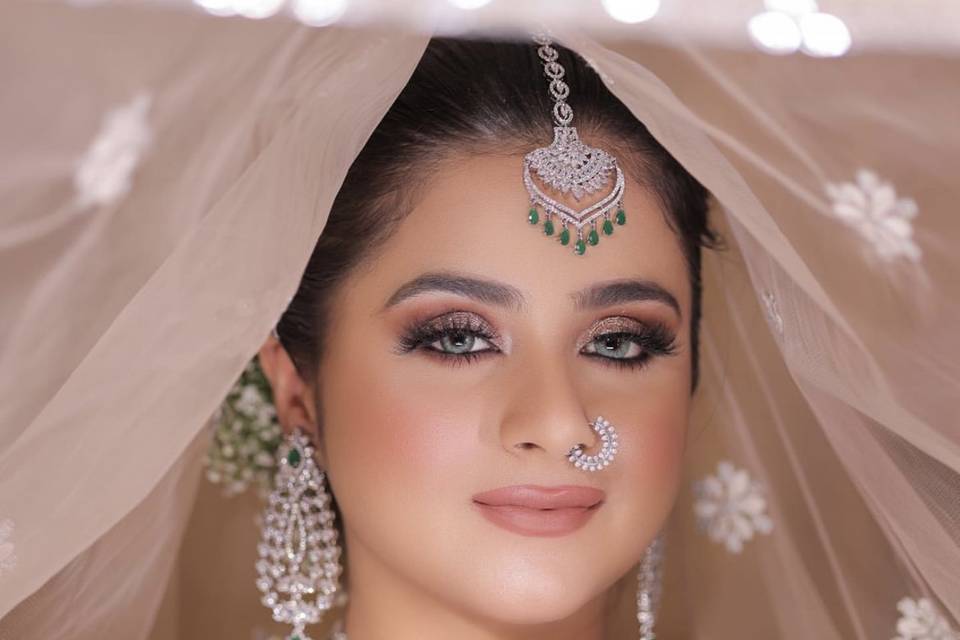 MUA Maahi Chawre - Makeup Artist - Hoshangabad Road 