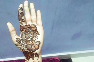 Banu Mehendi Designer, Chennai