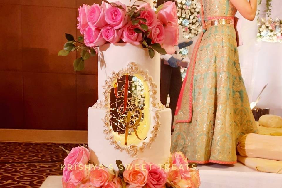 4 tier wedding cake