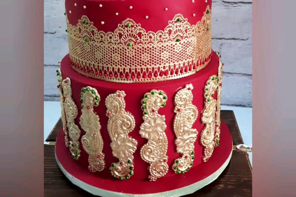 A 4 tier wedding cake