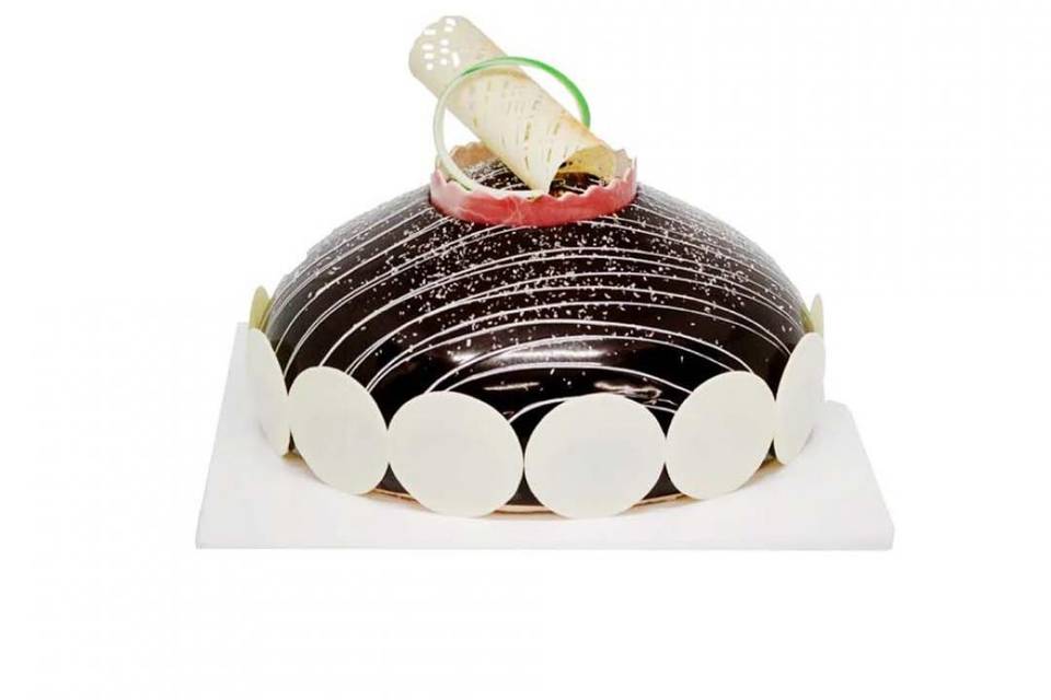 Designer cake