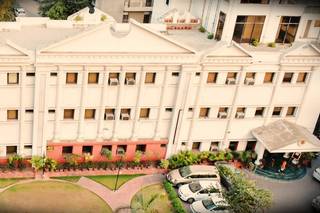 Hotel Empire Regency 1
