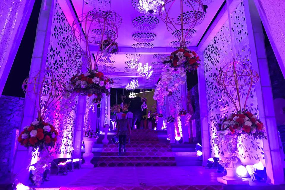 Entrance Decor