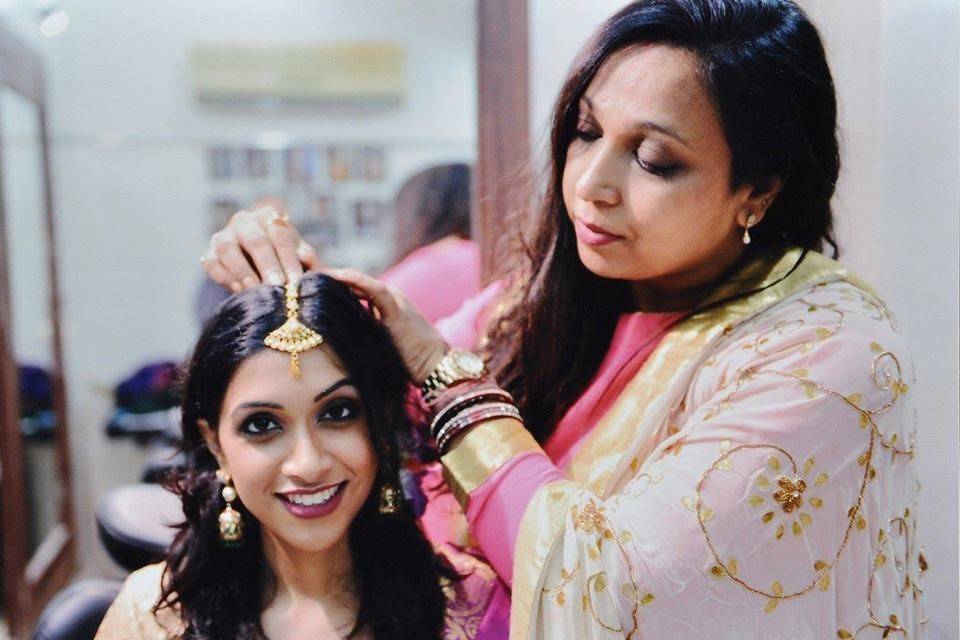 Renuka Shetty Makeup and Hair