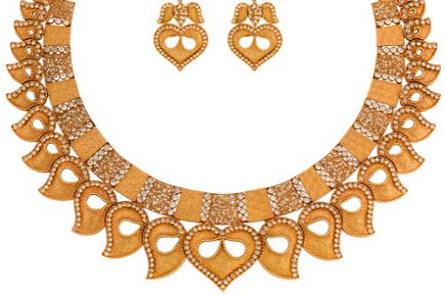 Gold necklace set