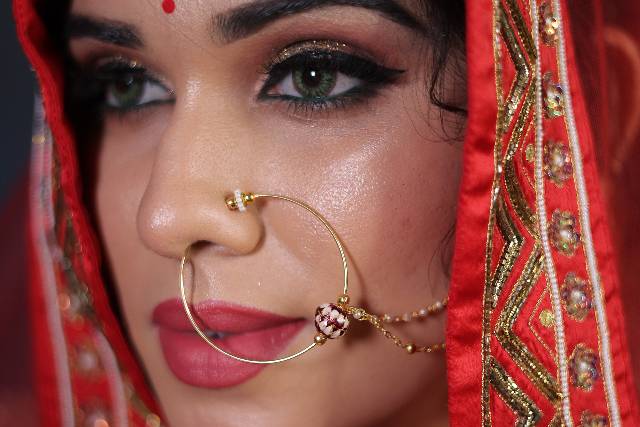 Makeup Artist Nilam Parikh