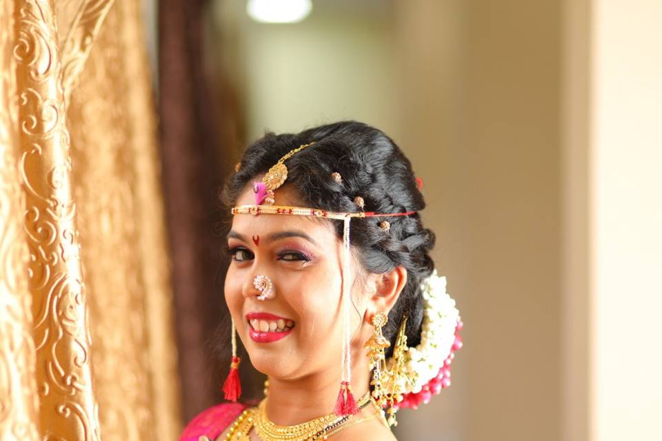 Maharashtrian bride shoot