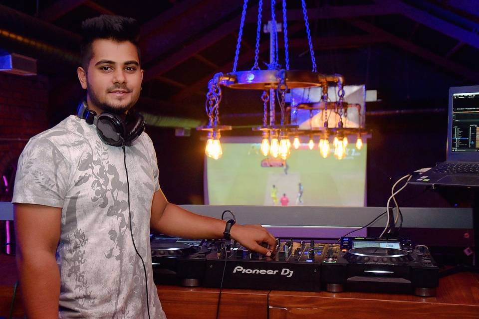 DJ Gourav