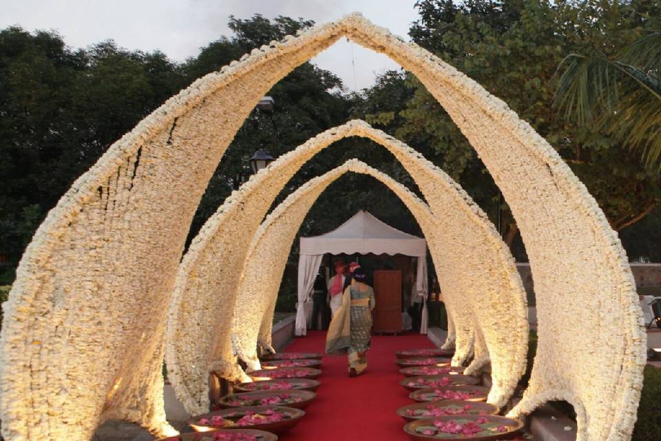 Entry decor